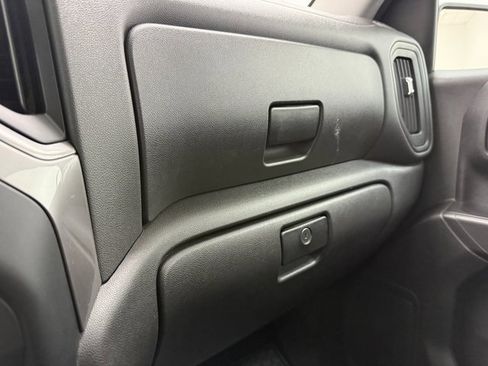 Used 2020 Chevrolet Silverado 1500 Custom w/ Custom Value Package image 22