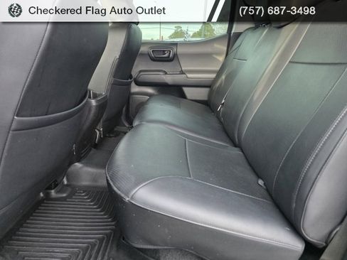 Used 2016 Toyota Tacoma SR image 35