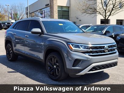 Used 2022 Volkswagen Atlas Cross Sport SE w/ Panoramic Sunroof Package
