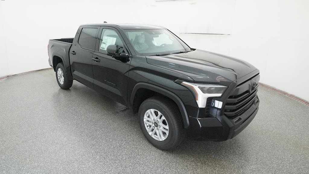 New 2025 Toyota Tundra SR5 w/ SR5 Convenience Package AWD/4WD image 16
