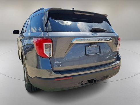 Used 2022 Ford Explorer XLT w/ Class IV Trailer Tow Package AWD/4WD image 8