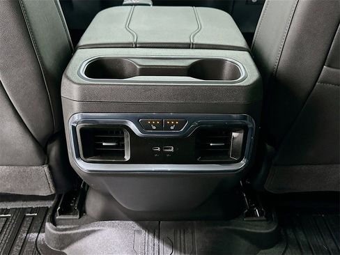 Used 2025 GMC Sierra 1500 SLT image 26