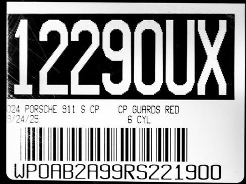 Used 2024 Porsche 911 Carrera S w/ Premium Package image 35