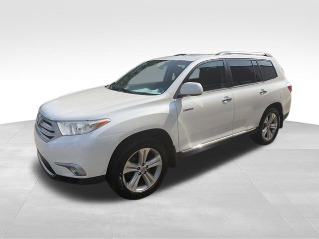 Used 2013 Toyota Highlander Limited AWD/4WD image 26