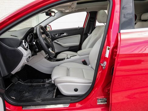 Used 2019 Mercedes-Benz GLA 250 image 4