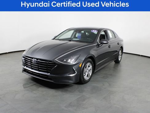 Certified 2022 Hyundai Sonata SE w/ Cargo Package FWD image 2