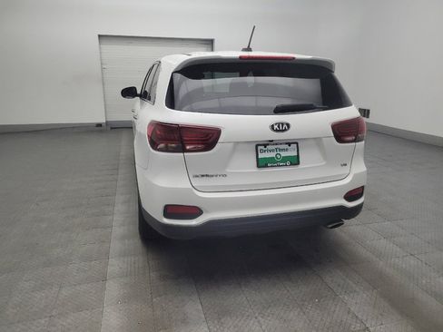 Used 2019 Kia Sorento FWD V6 image 6