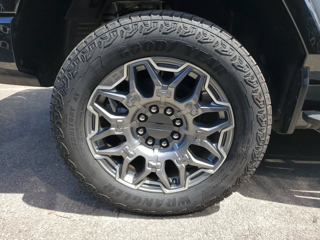 New 2025 GMC Hummer EV 3X AWD/4WD image 6