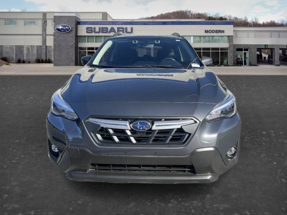 Used 2022 Subaru Crosstrek 2.5i Limited w/ Moonroof Package 2 AWD/4WD image 2