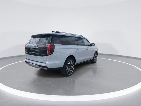 New 2026 Ford Expedition Max Platinum image 8