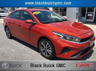 Used 2023 Kia Forte LXS FWD video 1