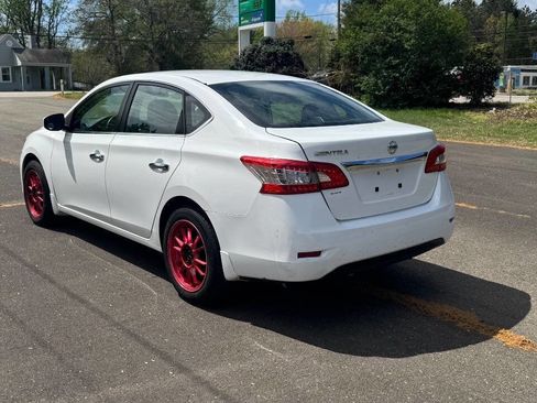 Used 2015 Nissan Sentra S image 6