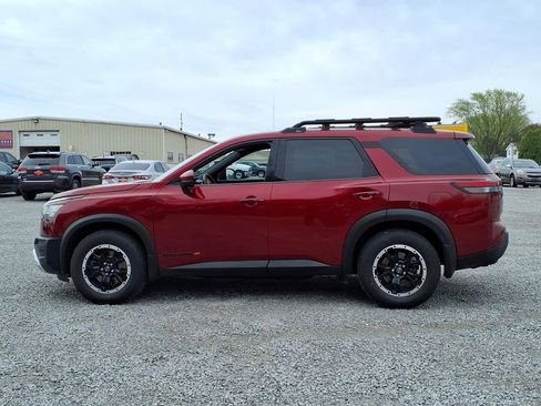 Used 2024 Nissan Pathfinder Rock Creek AWD/4WD image 28