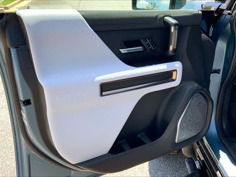 New 2024 GMC Hummer EV 3X w/ Omega Edition AWD/4WD image 10