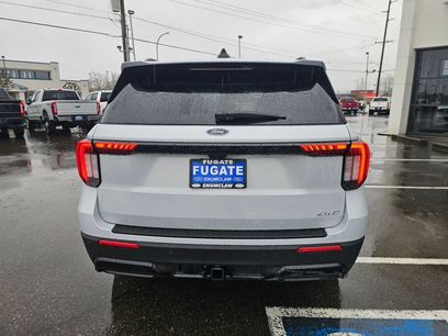 New 2026 Ford Explorer ST-Line w/ ST-Line Street Pack