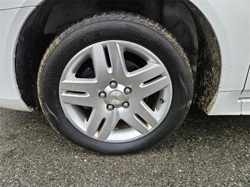 Used 2013 Chevrolet Impala LT image 9