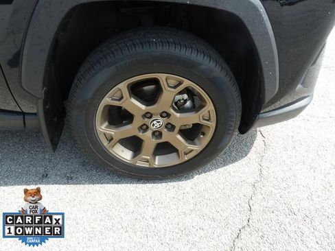 Used 2024 Toyota RAV4 AWD Hybrid image 12