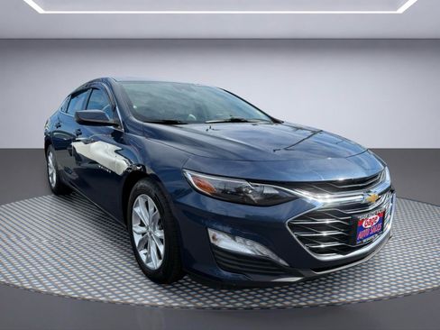 Used 2020 Chevrolet Malibu LT w/ Leather Package FWD image 6