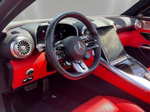 Used 2022 Mercedes-Benz SL 63 AMG 4MATIC image 15