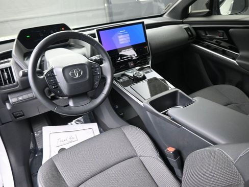 Used 2023 Toyota bZ4X XLE image 10