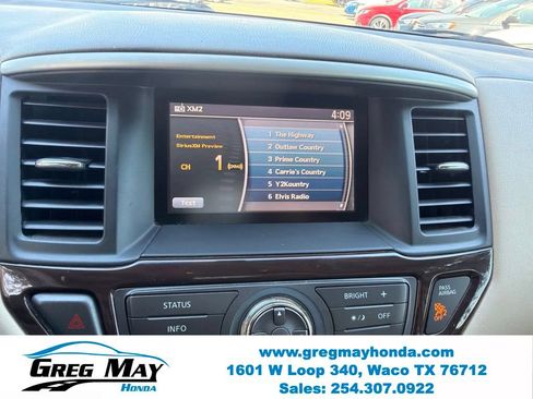 Used 2015 Nissan Pathfinder SL FWD image 19