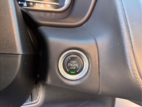 Used 2022 GMC Yukon XL SLE AWD/4WD image 28