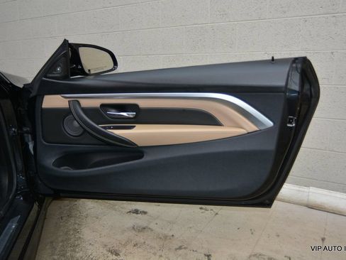 Used 2015 BMW M4 Convertible RWD image 20
