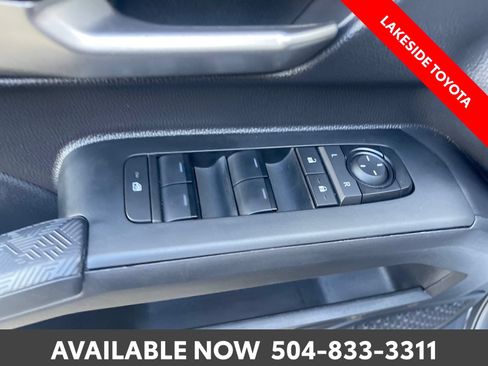 Used 2024 Toyota Tacoma TRD Off-Road w/ TRD Off Road Upgrade Package AWD/4WD image 25