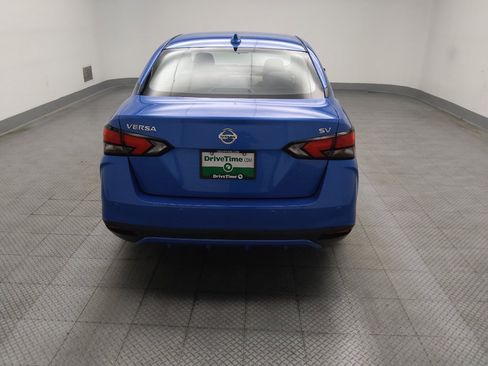 Used 2020 Nissan Versa SV FWD image 7