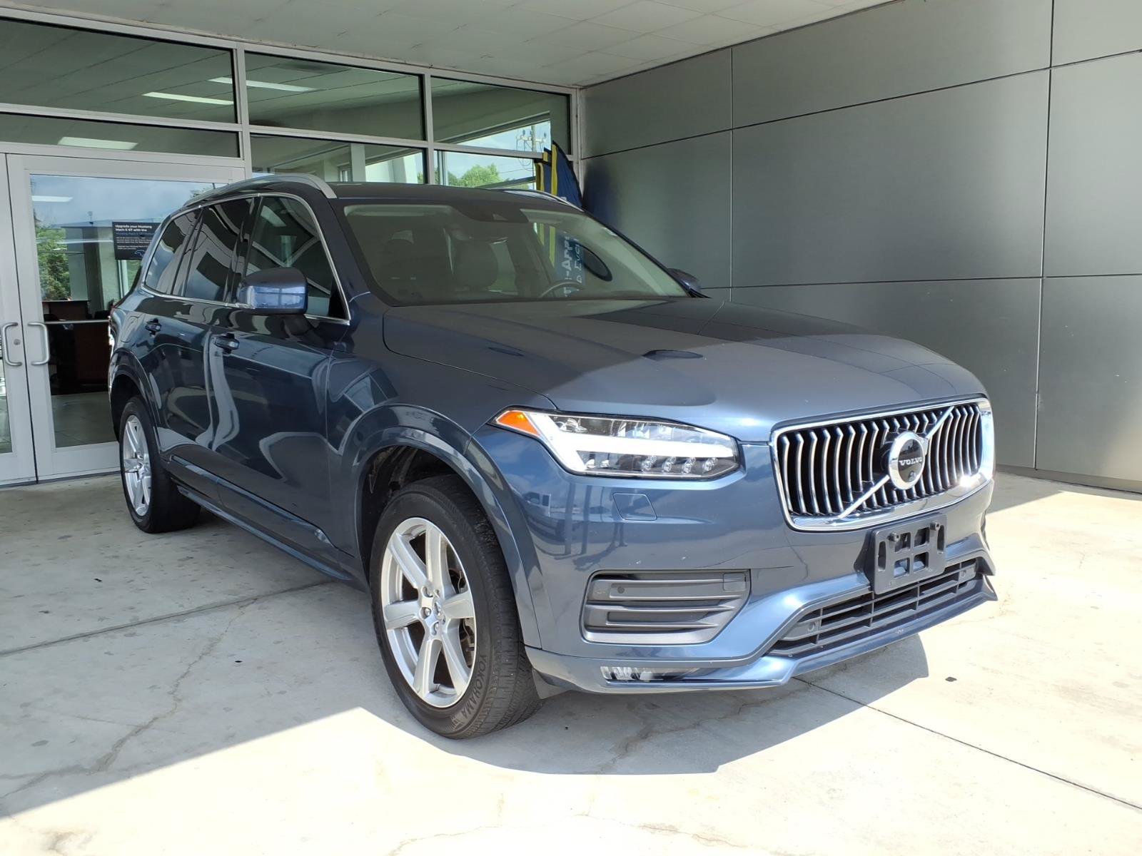 Used 2020 Volvo XC90 T6 Momentum AWD/4WD image 1