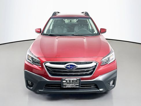 Used 2022 Subaru Outback Premium AWD/4WD image 2