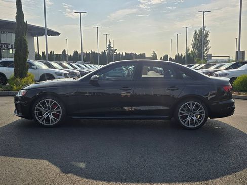Used 2023 Audi S4 Premium Plus w/ Premium Plus Package AWD/4WD image 3