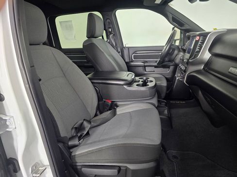 Used 2024 RAM 2500 Big Horn image 43