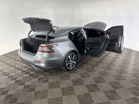 Used 2021 Nissan Maxima 3.5 SV w/ Floor Mat Group FWD image 14