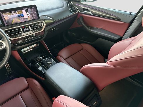 Certified 2024 BMW X4 M40i w/ Premium Package image 25