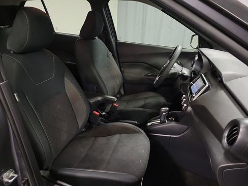 Used 2020 Nissan Kicks S image 25