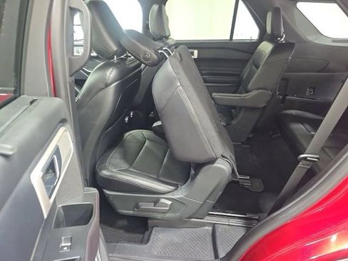 Used 2020 Ford Explorer Limited w/ Class III Trailer Tow Package AWD/4WD image 11