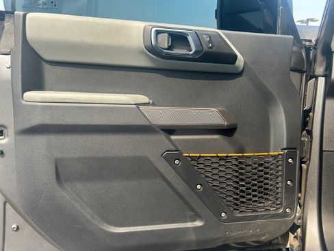 Used 2021 Ford Bronco Badlands image 22