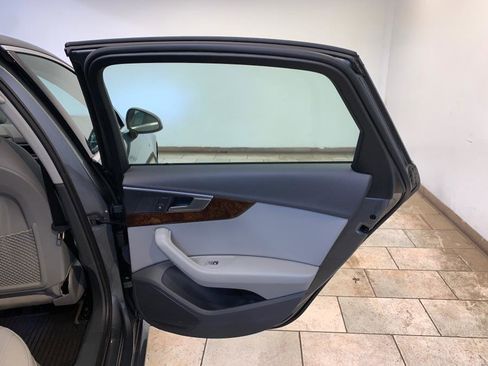 Used 2019 Audi A4 2.0T Premium w/ Convenience Package image 46