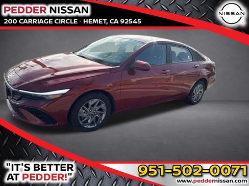 Used 2024 Hyundai Elantra SEL FWD image 1