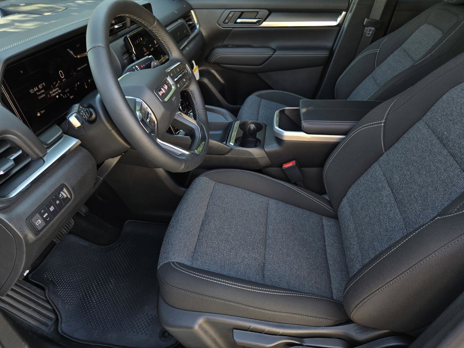 New 2027 GMC Terrain Elevation FWD image 6