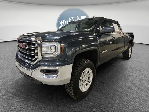 Used 2018 GMC Sierra 1500 SLE w/ Suspension Package, Off-Road AWD/4WD image 8