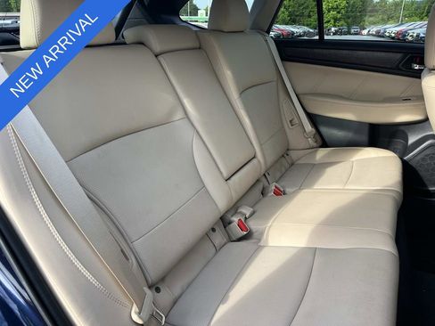 Used 2018 Subaru Outback 3.6R Limited AWD/4WD image 24