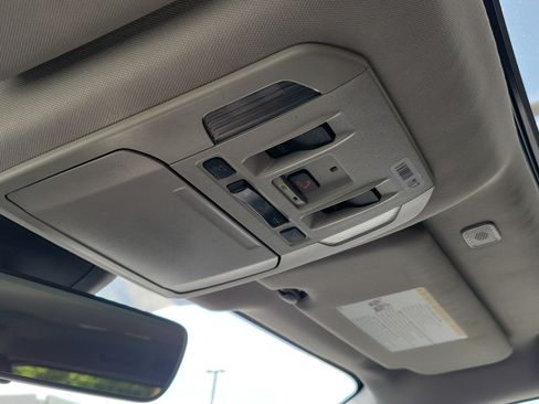 Certified 2025 Toyota Highlander XLE AWD/4WD image 30
