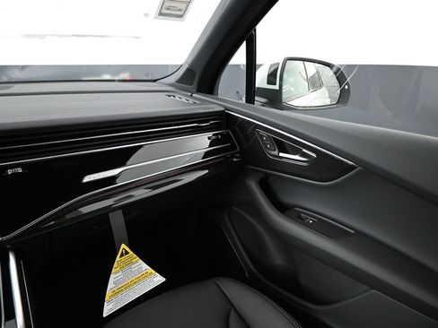 New 2026 Audi Q7 2.0T Premium AWD/4WD image 13