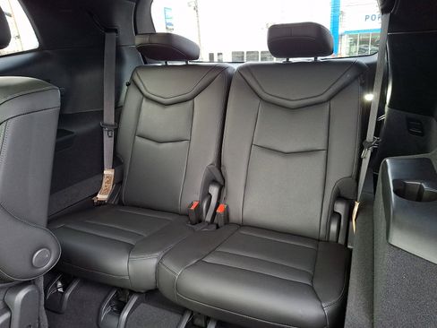 Used 2025 Cadillac XT6 Sport w/ Technology Package image 11