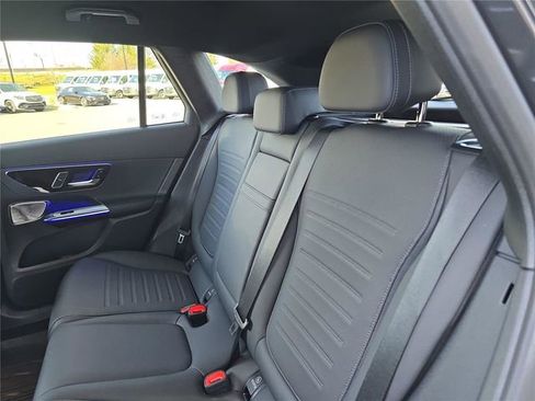 Certified 2026 Mercedes-Benz GLC 300 4MATIC image 17