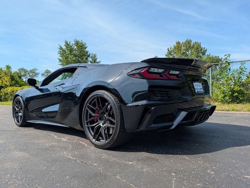 Used 2024 Chevrolet Corvette Z06 w/ Battery Protection Package RWD image 13