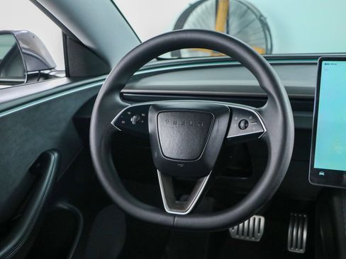 Used 2025 Tesla Model 3 Performance AWD/4WD image 12