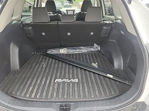 Used 2021 Toyota RAV4 XLE w/ XLE Grade Weather Package image 12